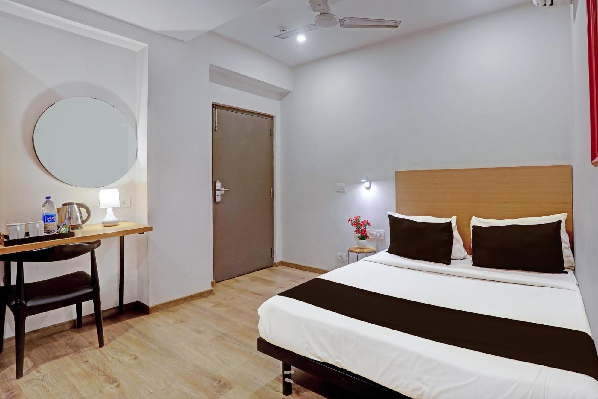 Townhouse Near Secunderabad Railway Station, Yashoda Hospital, Patny Centre Kültér fotó